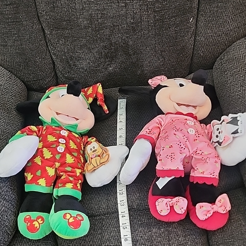 Disney Mickey and Minnie Mouse Holiday Plush Set - Red and Green - Picture 14 of 15